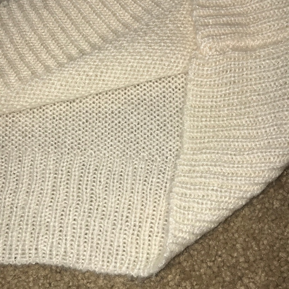 Small White Sweater - Picture 3 of 5